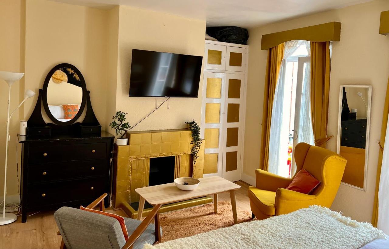 לונדון Candy Cafe Apartment מראה חיצוני תמונה